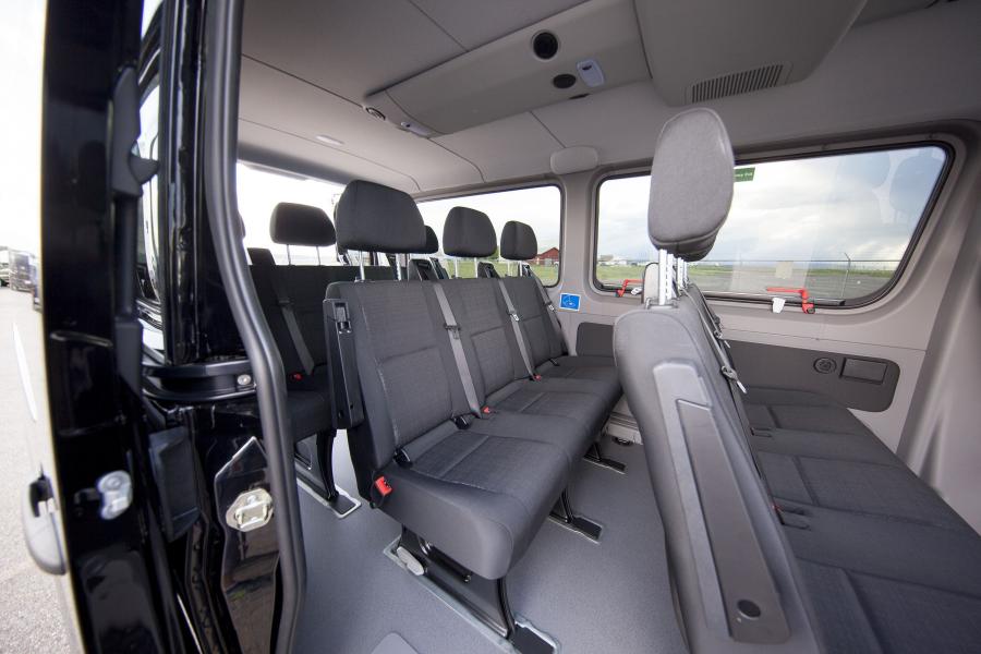  Mercedes-Benz Sprinter 2500 Passenger Van 2015 года  (US) (фото 10 из 13)